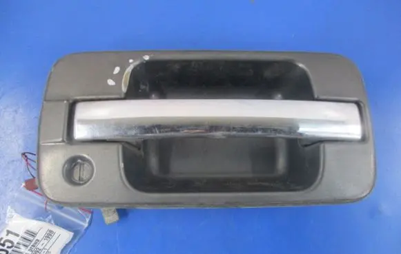 Opel Monterey Front door exterior handle