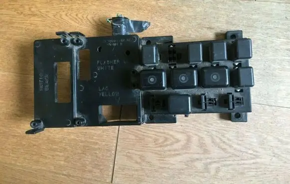 Mitsubishi Canter Fuse module 72541163XA1 7254-1163