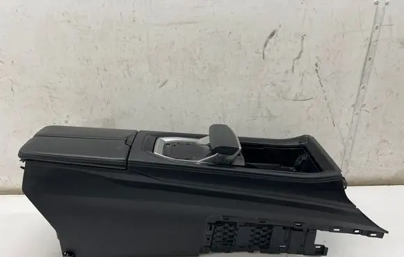 Renault Austral Armrest 969102446R 240167014R