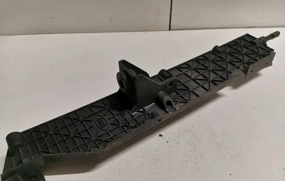 Land Rover Range Rover Sport L494 Radiator mount bracket AH328B588AB