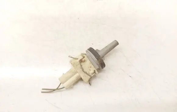 Skoda Superb B5 (3U) Interior temperature sensor 4A0820539
