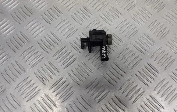 Seat Alhambra (Mk1) Valve vacuum 1J0906283C