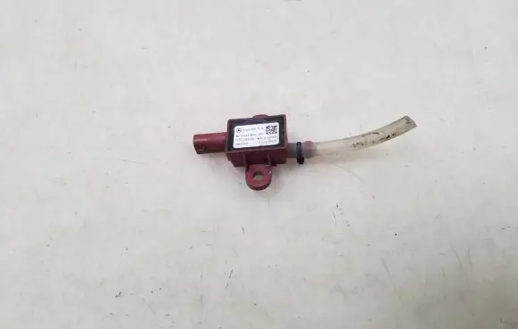 Mercedes-Benz S W222 Airbag deployment crash/impact sensor A2229051003