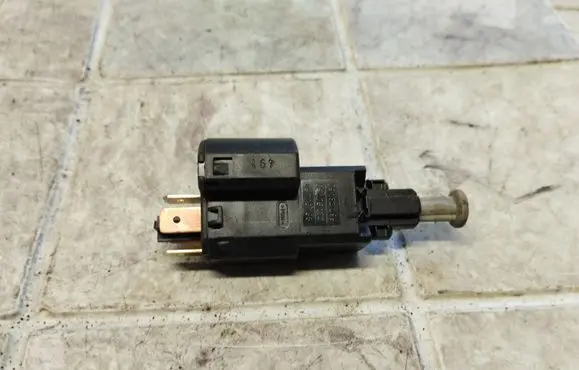 Opel Zafira A Brake pedal sensor switch 09132299 09175172 09175185