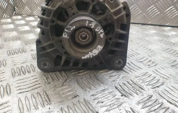 Nissan Primera Generator/alternator SG12B081 8200290217 2542817B