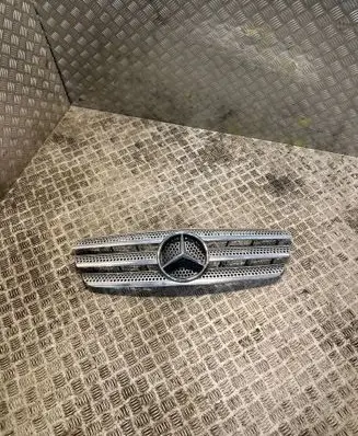 Mercedes-Benz ML W163 Front grill A1638800985 1638800985