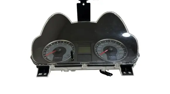 Speedometer (instrument cluster)