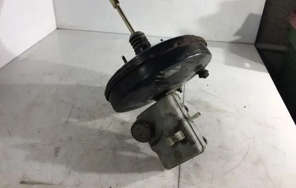 Mercedes-Benz Sprinter W901 W902 W903 W904 Brake booster A0004309508 A0004316501