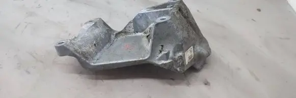 Mercedes-Benz S W222 Engine mounting bracket A1762234900 103014409