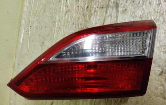 Hyundai i30 Tailgate rear/tail lights R9240A62