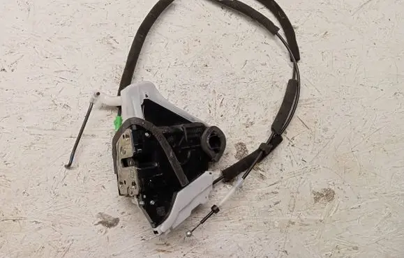 Nissan Juke II F16 Front door lock 805016PE0A