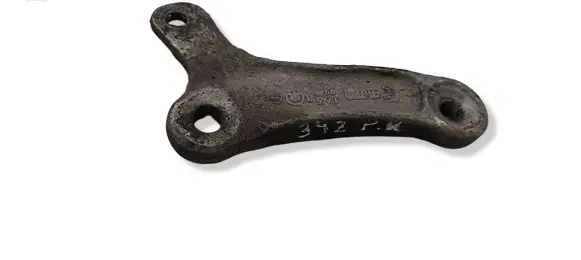 BMW 5 E60 E61 Sway bar bush bracket, front 67585271