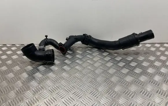 Ford Focus Turbo air intake inlet pipe/hose JX616F072DB JX619P437DB CJ5G9U465BA
