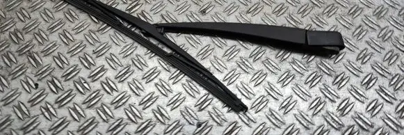 Peugeot 207 CC Rear wiper blade arm 