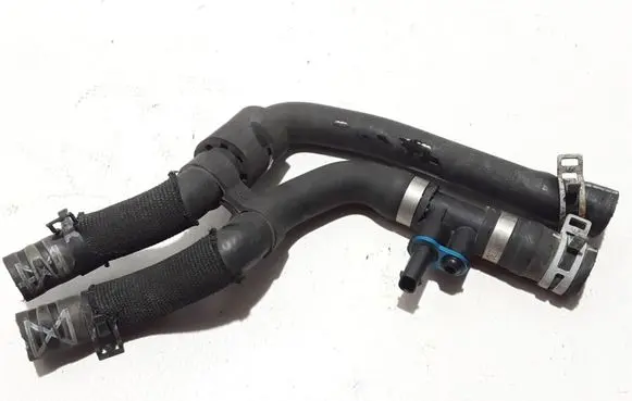 Audi A6 S6 C8 4K Engine coolant pipe/hose 4K0145948F
