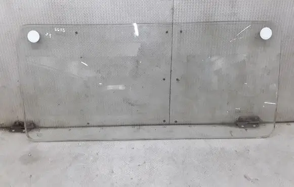 Mercedes-Benz Sprinter W901 W902 W903 W904 Rear side window