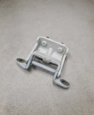 Nissan Leaf II (ZE1) Rear door upper hinge A047742