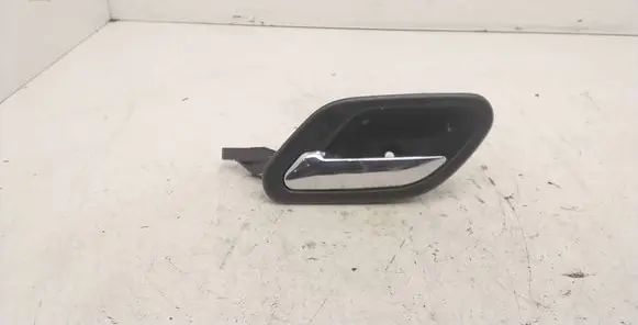 BMW 7 E38 Front door interior handle 8226049