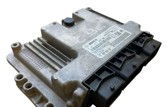 Engine ECU kit and lock set