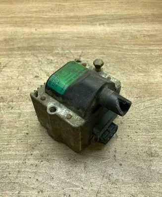 Volkswagen Golf V High voltage ignition coil 867905104A 311425