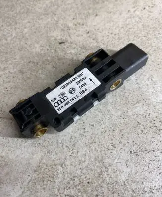 Audi A6 S6 C5 4B Airbag deployment crash/impact sensor 4B0959643E