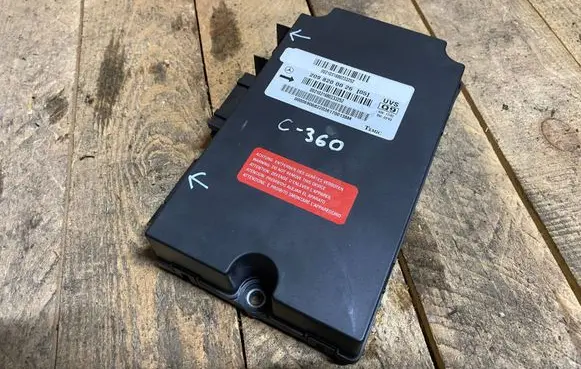Mercedes-Benz CLK A209 C209 Other control units/modules a2098200026 2098200026