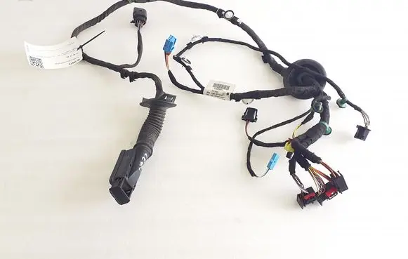 Seat Leon (5F) Front door wiring loom 4L0971841 5F4971029AT