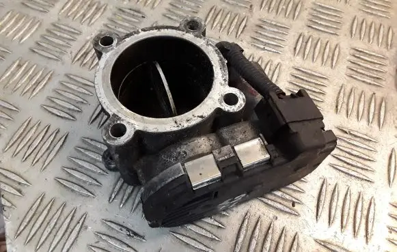 Mercedes-Benz E W211 Throttle valve 6420900270 A6420900270