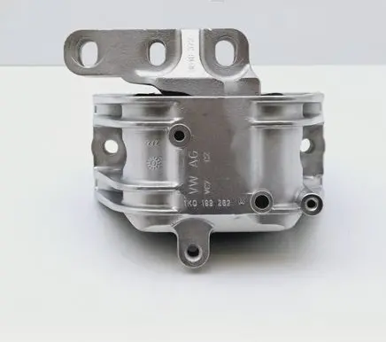 Volkswagen Golf Plus Engine mount bracket 1K0199262M