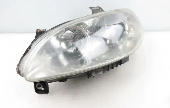 Fiat Croma Headlight/headlamp 51733561