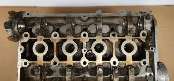 Alfa Romeo GT Engine head 55189534