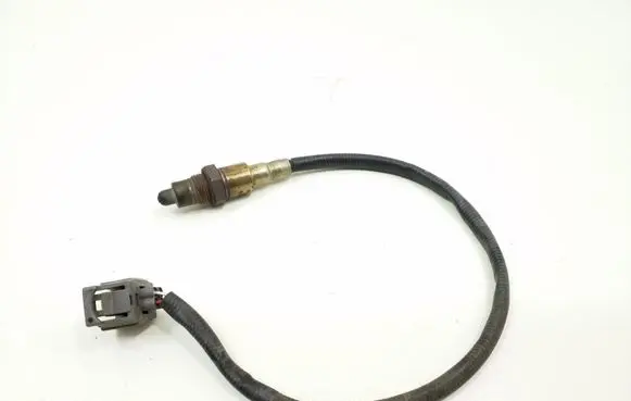 Mercedes-Benz C W204 Lambda probe sensor A0075426418