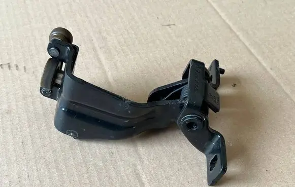 Volkswagen ID. Buzz Roller guide/hinge set 1T3843303F