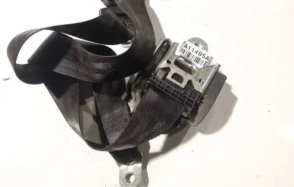 Skoda Octavia Mk2 (1Z) Front seatbelt