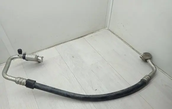 Audi A4 S4 B8 8K Air conditioning (A/C) pipe/hose Qe23c