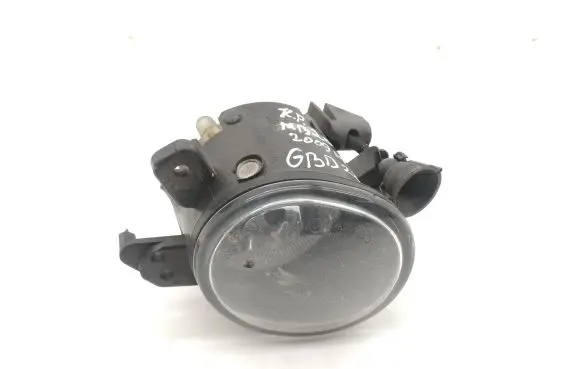 Mercedes-Benz C W204 Front fog light 1305200029 A2518200856
