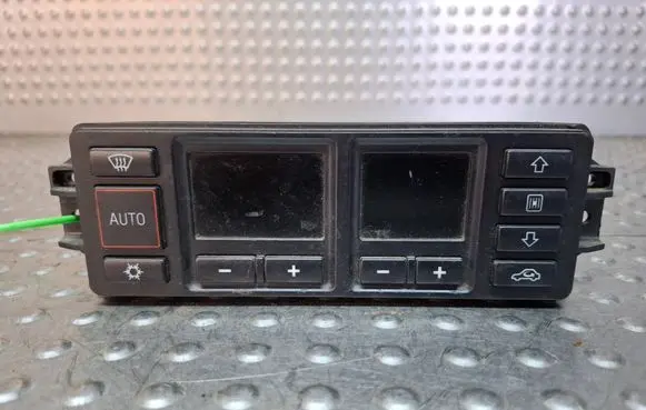 Audi A3 S3 8L Climate control unit S18031070 8L0820043D