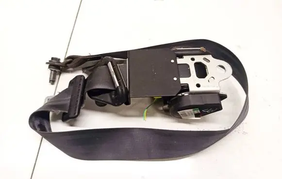 Nissan e-NV200 Front seatbelt 617485800