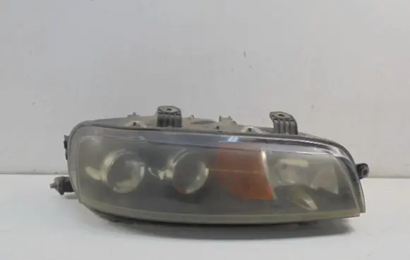 Fiat Punto (188) Headlight/headlamp 89100448
