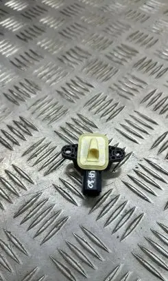 Volvo S60 Airbag deployment crash/impact sensor 30798030