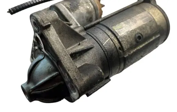 Renault Megane II Starter motor 8200628429 D8R49 24E70115MJC