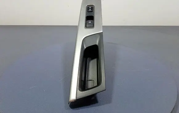 Subaru XV I Electric window control switch 83071FJ170