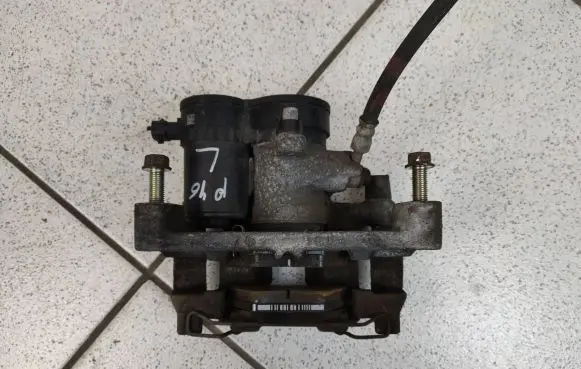 Subaru Legacy Rear brake caliper 26620AL05B
