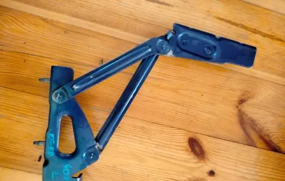 Peugeot 407 Tailgate/trunk/boot hinge EGED E971