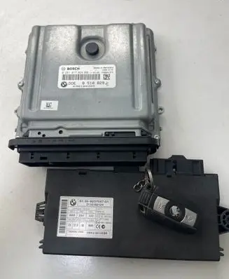 BMW 3 E90 E91 Engine ECU kit and lock set 8510829 1039S41572 030180385