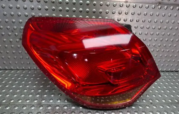 Opel Astra J Rear/tail lights S27624117