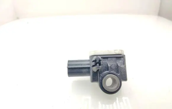 Ford Mondeo MK V Airbag deployment crash/impact sensor CM5T14B006AA 160412602 C83HA