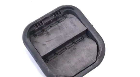 Alfa Romeo Giulietta Quarter panel pressure vent 
