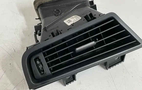 BMW 5 F10 F11 Dashboard side air vent grill/cover trim 9166887