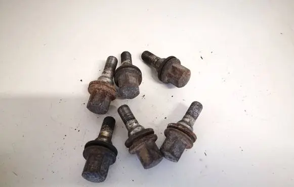 Citroen C4 Grand Picasso Nuts/bolts 